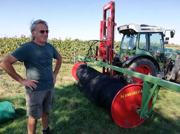 Helmut Lang in vineyard resize